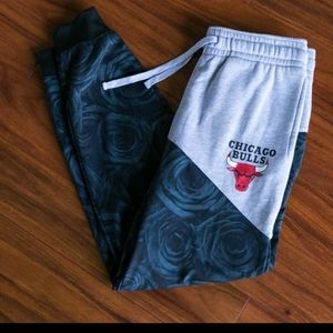 ***ISO POST*** Chicago Bulls Joggers